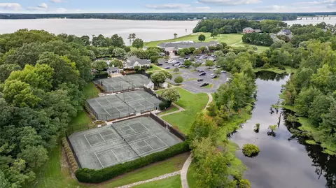 View/Area - 2941 Barrets Pointe Rd, Williamsburg, VA 23185 photo 18 of 21