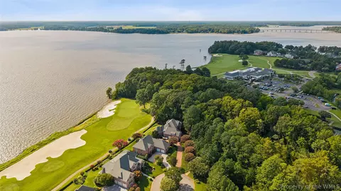 View/Area - 2941 Barrets Pointe Rd, Williamsburg, VA 23185 photo 8 of 13