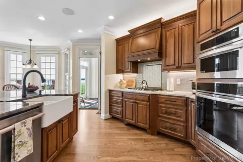 Kitchen - 2941 Barrets Pointe Rd, Williamsburg, VA 23185 photo 2 of 10