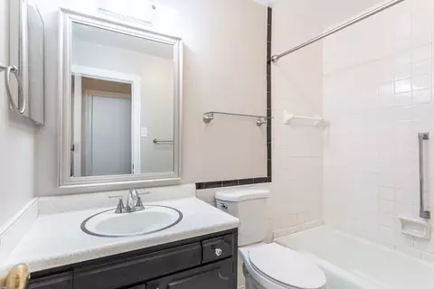 Bath - 1184 Jamestown Rd #23, Williamsburg, VA 23185 photo 1 of 1