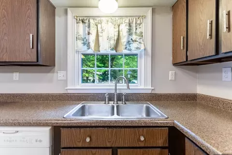Kitchen - 1184 Jamestown Rd #23, Williamsburg, VA 23185 photo 3 of 4