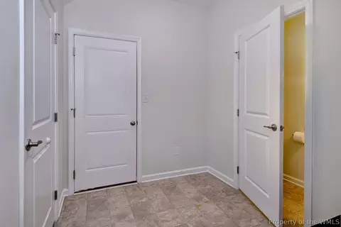 Entry Way - 6 Ada Ct, Hampton, VA 23666 photo 2 of 3