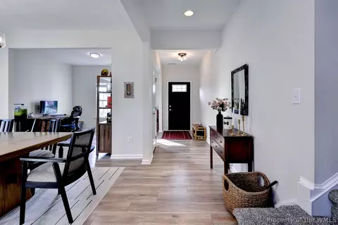 Entry Way - 6 Ada Ct, Hampton, VA 23666 photo 1 of 3