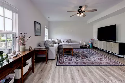 Living - 6 Ada Ct, Hampton, VA 23666 photo 1 of 2