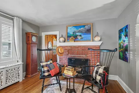 Living - 103 Locust Ave, Hampton, VA 23661 photo 1 of 5