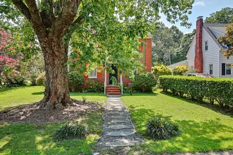 Exterior - 103 Locust Ave, Hampton, VA 23661 photo 11 of 11