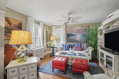 Living - 103 Locust Ave, Hampton, VA 23661 photo 2 of 5