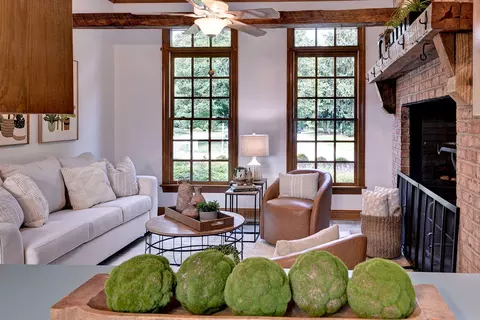 Living - 2901 Kitchums Pond Rd, Williamsburg, VA 23185 photo 5 of 6