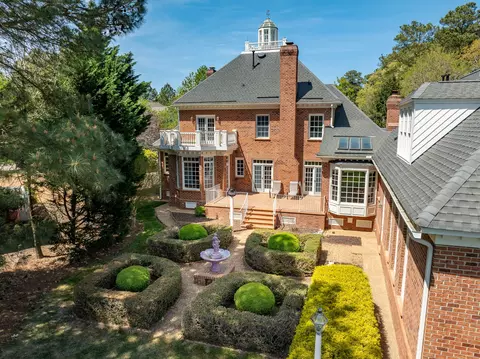 Exterior - 2901 Kitchums Pond Rd, Williamsburg, VA 23185 photo 1 of 7
