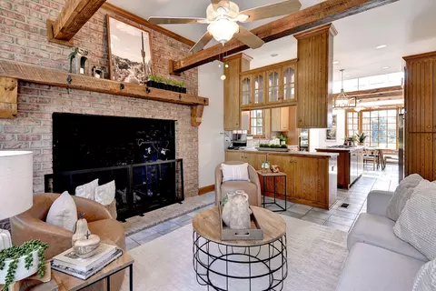Living - 2901 Kitchums Pond Rd, Williamsburg, VA 23185 photo 2 of 6