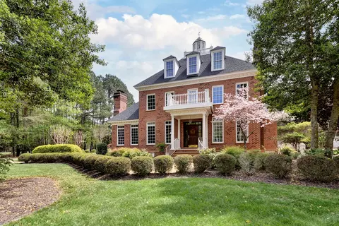 Exterior - 2901 Kitchums Pond Rd, Williamsburg, VA 23185 photo 2 of 7