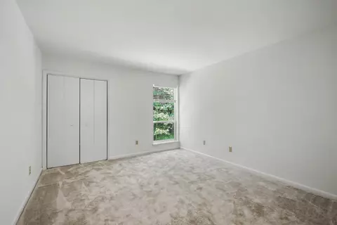 Bedroom - 11 Spring W, Williamsburg, VA 23188 photo 1 of 7