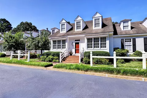 230 Par Dr, Williamsburg, VA 23188