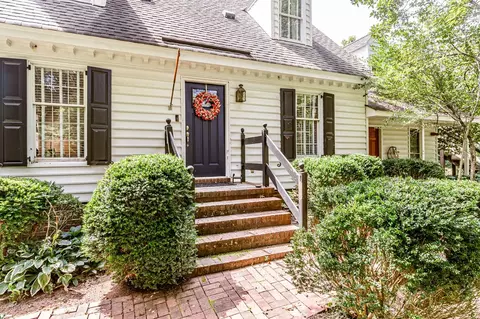 7300 Old Roxbury Rd, Quinton, VA 23141