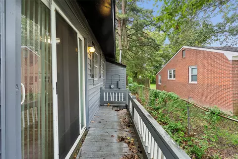 Exterior - 461 Dare Ave, Hampton, VA 23661 photo 5 of 13