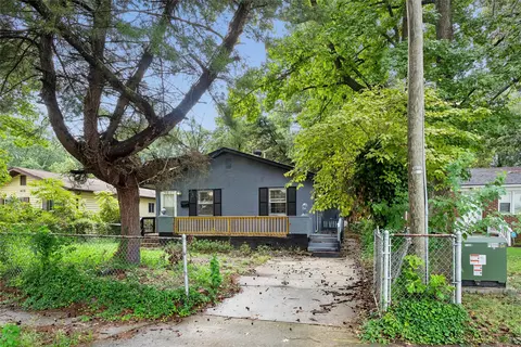 Exterior - 461 Dare Ave, Hampton, VA 23661 photo 3 of 13