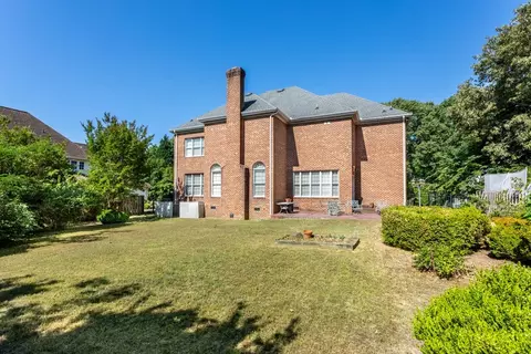 Exterior - 1711 Tyndall Point Rd, Gloucester Point, VA 23062 photo 4 of 5