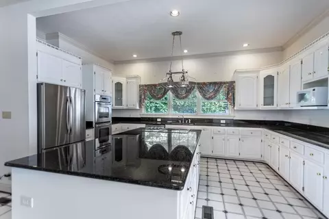 Kitchen - 1711 Tyndall Point Rd, Gloucester Point, VA 23062 photo 2 of 3