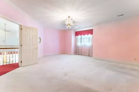 Bedroom - 1711 Tyndall Point Rd, Gloucester Point, VA 23062 photo 4 of 7