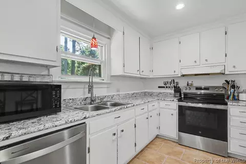 Kitchen - 7042 E View Rd, Hayes, VA 23072 photo 5 of 5