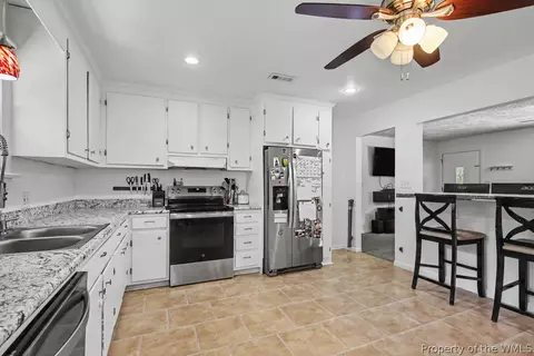 Kitchen - 7042 E View Rd, Hayes, VA 23072 photo 4 of 5
