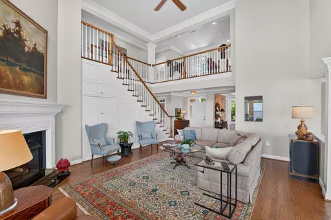 Living - 307 Rivers Edge, Williamsburg, VA 23185 photo 3 of 4