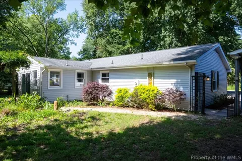 Exterior - 7395 Nelson Dr, Gloucester, VA 23061 photo 3 of 16