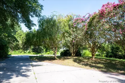 Exterior - 7395 Nelson Dr, Gloucester, VA 23061 photo 14 of 16