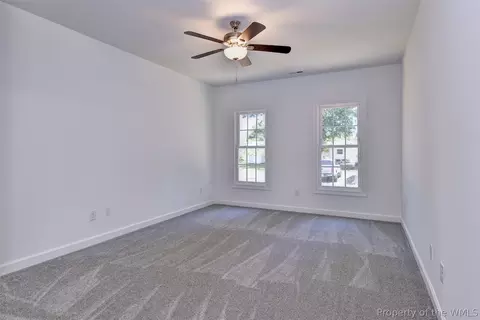 Bedroom - 327 Pointers Dr, West Point, VA 23181 photo 1 of 4