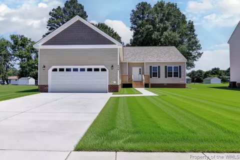 327 Pointers Dr, West Point, VA 23181