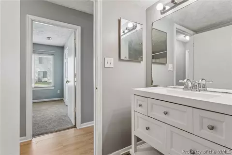Bath - 107 Davenport Ct #2, Hampton, VA 23666 photo 3 of 3