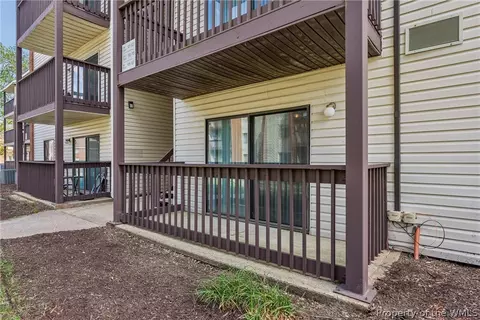Exterior - 107 Davenport Ct #2, Hampton, VA 23666 photo 2 of 6