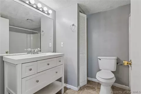 Bath - 107 Davenport Ct #2, Hampton, VA 23666 photo 1 of 3