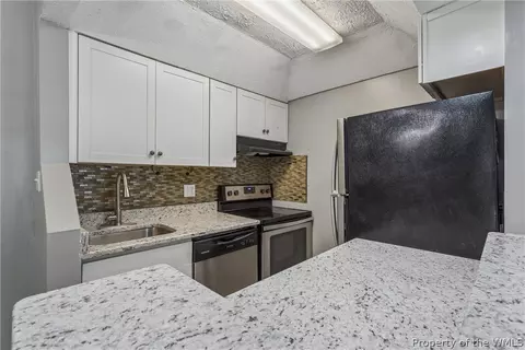 Kitchen - 107 Davenport Ct #2, Hampton, VA 23666 photo 1 of 6