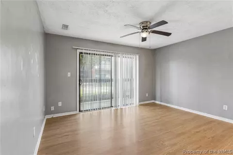 Living - 107 Davenport Ct #2, Hampton, VA 23666 photo 2 of 3