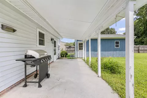 Exterior - 6740 Cedar Lake Dr, Gloucester, VA 23061 photo 3 of 7