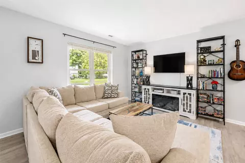 Living - 6740 Cedar Lake Dr, Gloucester, VA 23061 photo 2 of 2