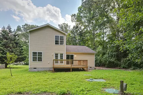 Exterior - 12366 Cedar Trl, Gloucester, VA 23061 photo 6 of 6