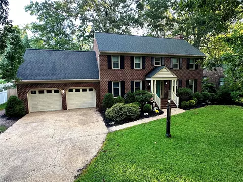 303 Parkway Dr, Newport News, VA 23606