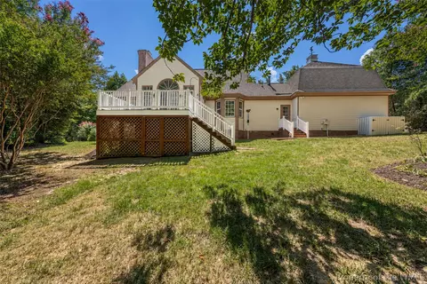 Exterior - 105 Stratton, Williamsburg, VA 23188 photo 8 of 9