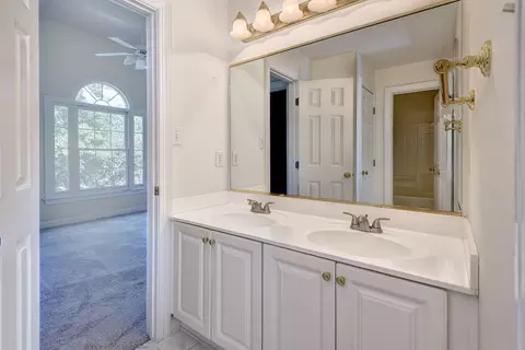 Bath - 4041 Frances Berkeley, Williamsburg, VA 23188 photo 6 of 7