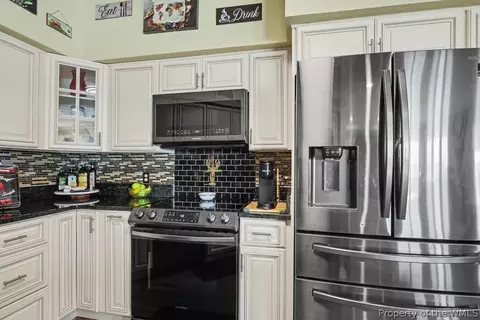 Kitchen - 30 Brough Ln #103, Hampton, VA 23669 photo 5 of 5