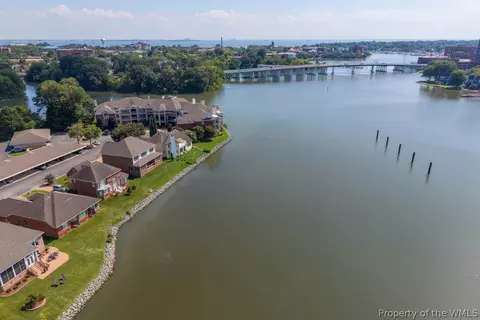 View/Area - 30 Brough Ln #103, Hampton, VA 23669 photo 9 of 12