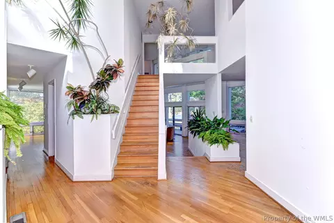 Entry Way - 222 W Queens Dr, Williamsburg, VA 23185 photo 1 of 2