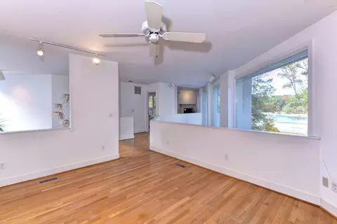 Living - 222 W Queens Dr, Williamsburg, VA 23185 photo 2 of 3