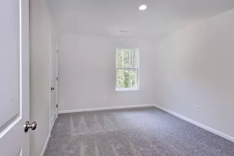 Bedroom - 8685 Thomas Jefferson Way, Gloucester, VA 23061 photo 3 of 6