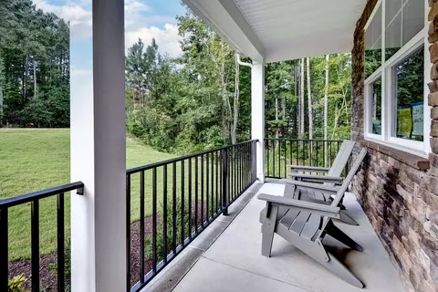 Exterior - 8685 Thomas Jefferson Way, Gloucester, VA 23061 photo 3 of 12