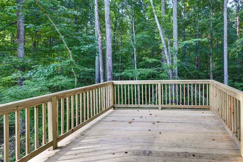 Exterior - 7785 Patriots Way E, Gloucester, VA 23061 photo 4 of 10