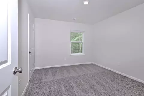 Bedroom - 7785 Patriots Way E, Gloucester, VA 23061 photo 3 of 5