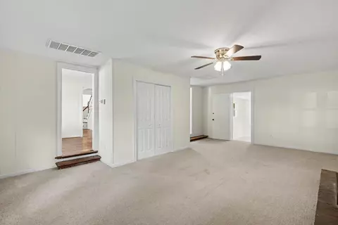 Living - 213 Brooke Dr, Hampton, VA 23669 photo 10 of 10